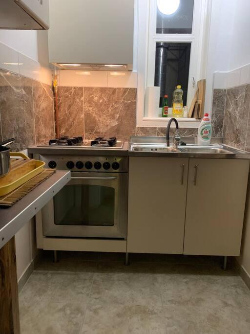 Central Location For One Person Budapest Exterior foto